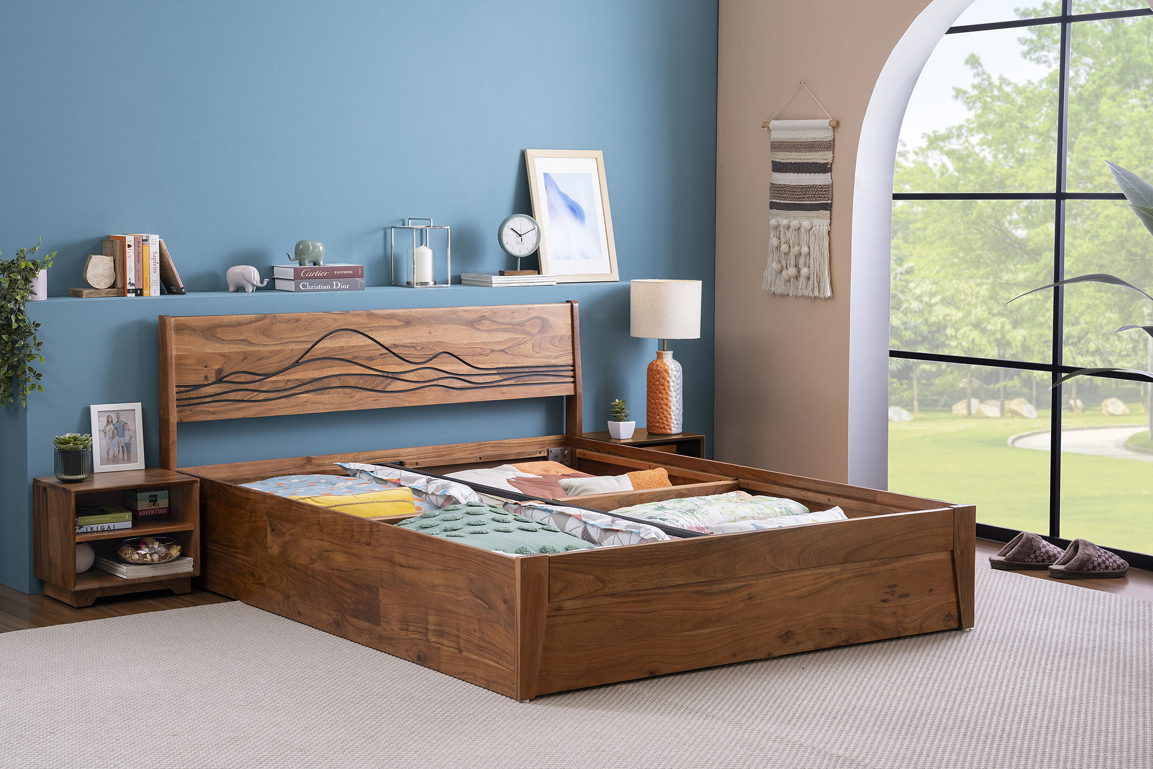 Mojave Solid Wood Box Storage Queen Bed in Timeless Teak Finish